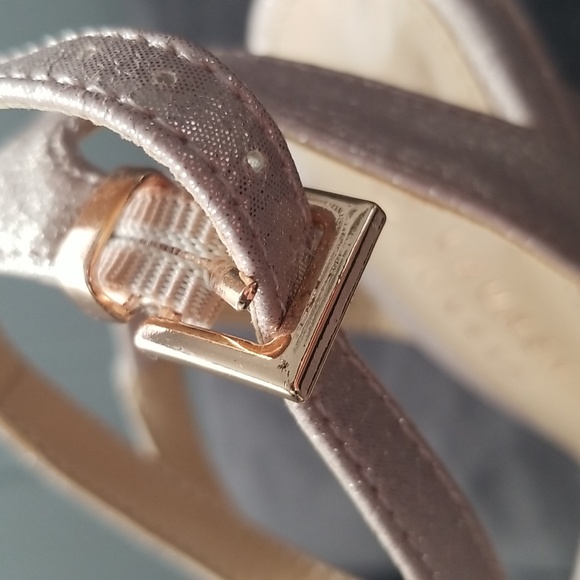 LC Lauren Conrad Light Champagne Rose Pink Dressed Sandals 6M NWOT - Picture 9 of 11